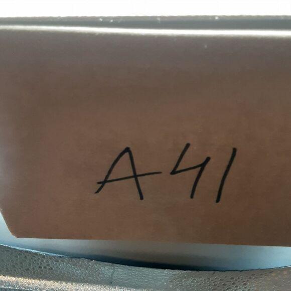 Skechers Slippers - NWOT - Picture 9 of 9